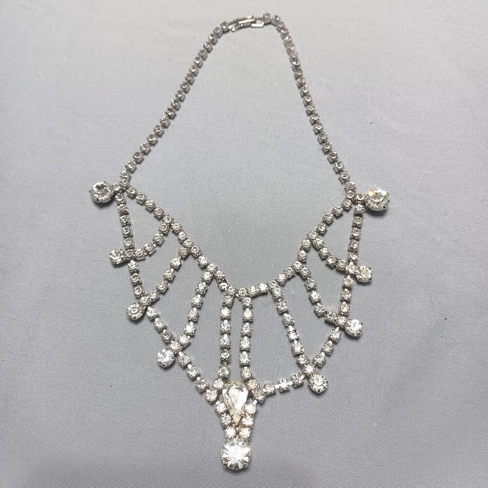 Vintage Crystal Rhinestone Graduated Bib Collar Necklace